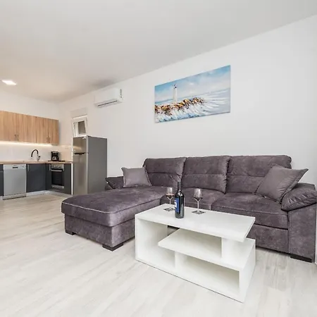 Bircic Apartamento *