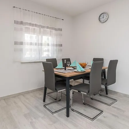 Apartamento Bircic *