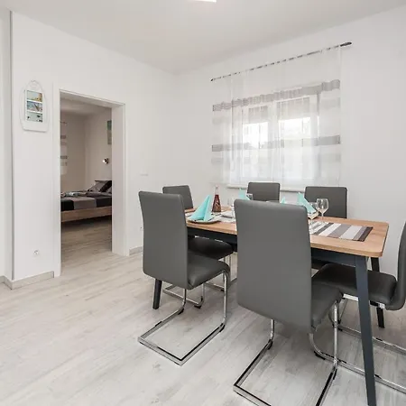 Bircic Apartamento Vir