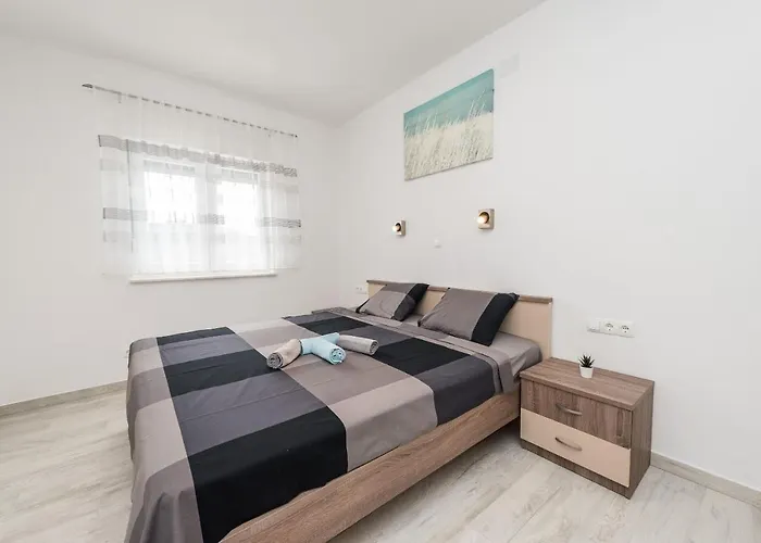 Bircic Апартаменты Вир